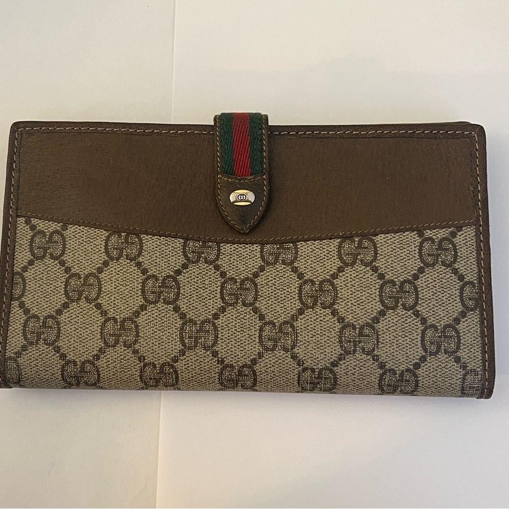 Gucci Vintage 1980’s Bifold Wallet